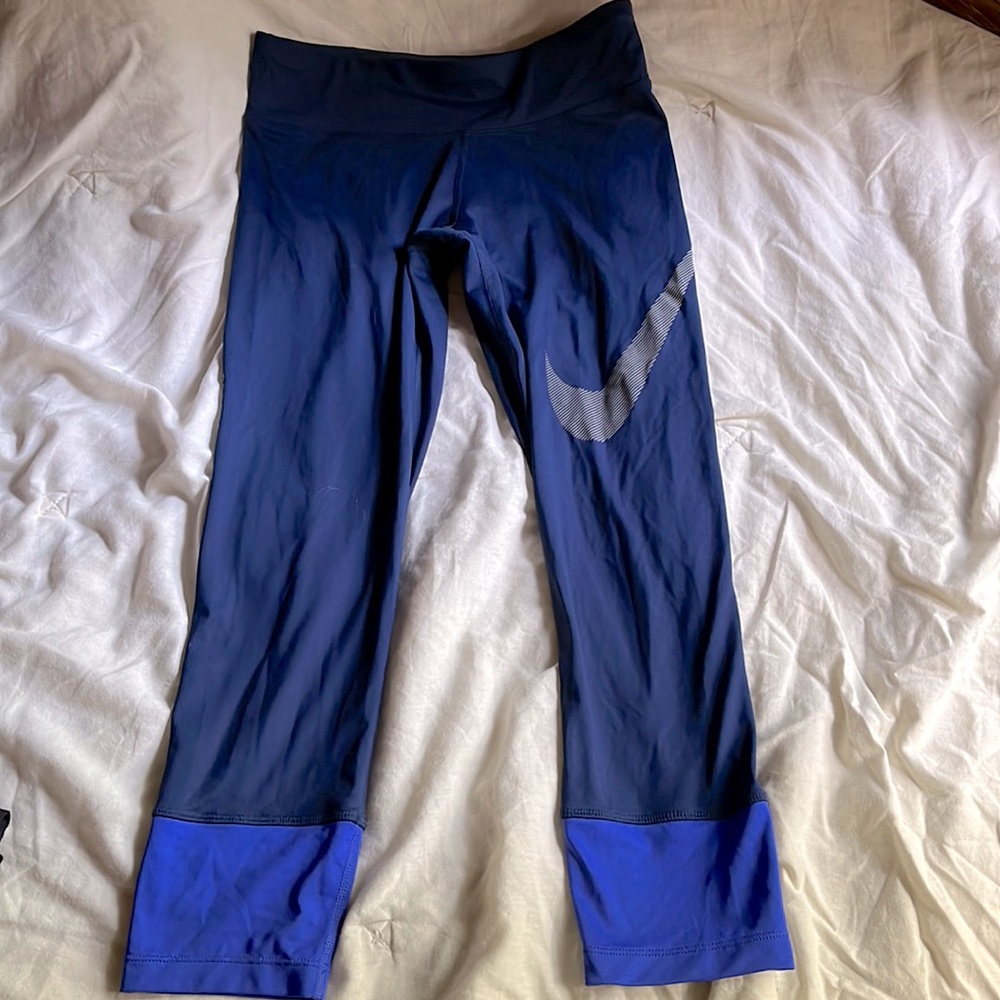 Nike Dri-Fit Capri Leggings